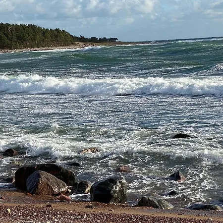 Villa Seaside Rendezvous