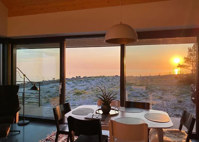 Villa Seaside Rendezvous