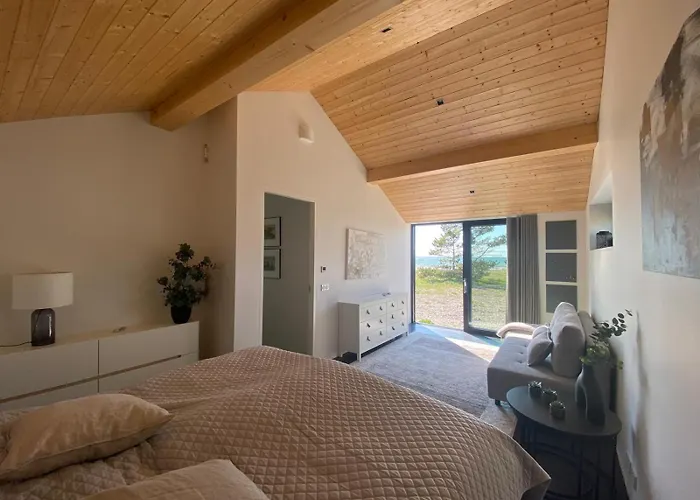 Seaside Rendezvous *